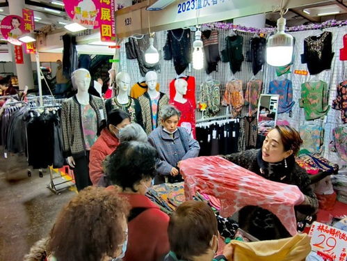 品美食 逛特產(chǎn) 選服裝 春季服博會(huì)開展了